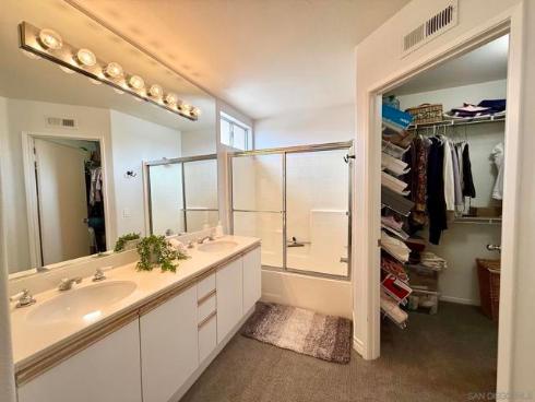 992 S Country Glen Way  , Anaheim, CA