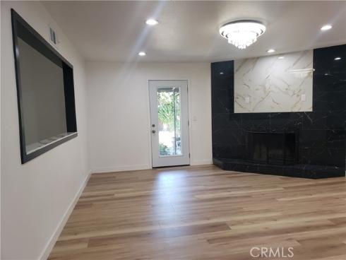 542 N Hanover  , Anaheim, CA