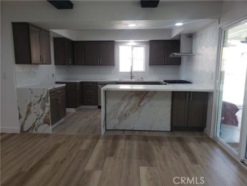 542 N Hanover  , Anaheim, CA