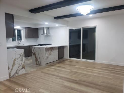 542 N Hanover  , Anaheim, CA