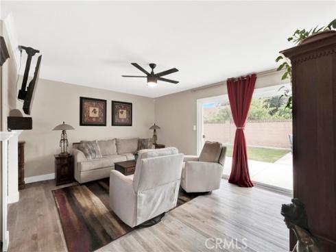 122 N Carousel , Anaheim, CA