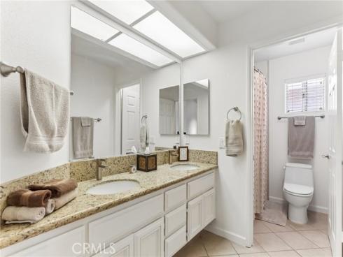 527 S Morningstar Drive, Anaheim, CA