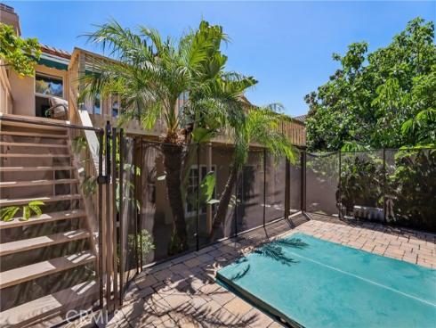 527 S Morningstar Drive, Anaheim, CA