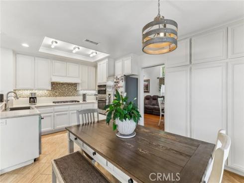 527 S Morningstar Drive, Anaheim, CA