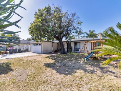 1705 E Vermont , Anaheim, CA
