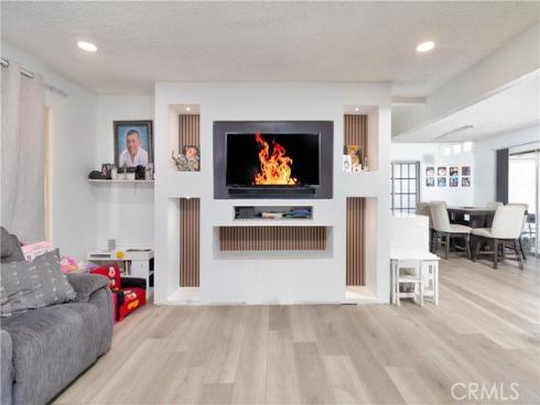 1705 E Vermont , Anaheim, CA