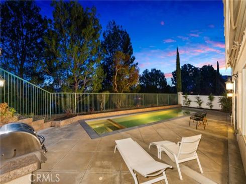 8781 E Banner Ridge , Anaheim, CA