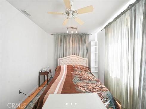 824 N Redondo E , Anaheim, CA