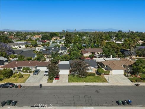 824 N Redondo E , Anaheim, CA