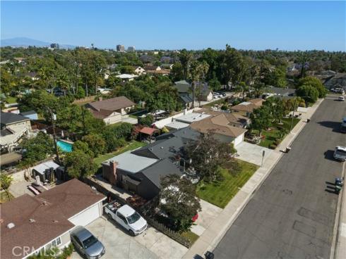 824 N Redondo E , Anaheim, CA