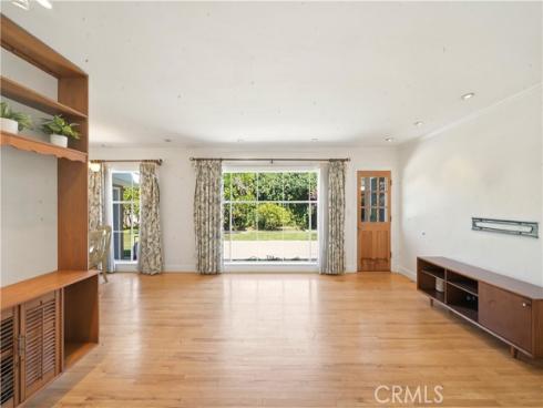 824 N Redondo E , Anaheim, CA
