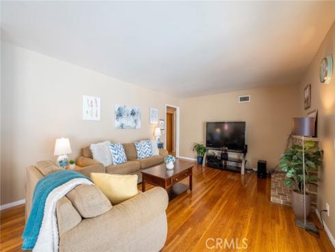 1534 W Edithia , Anaheim, CA