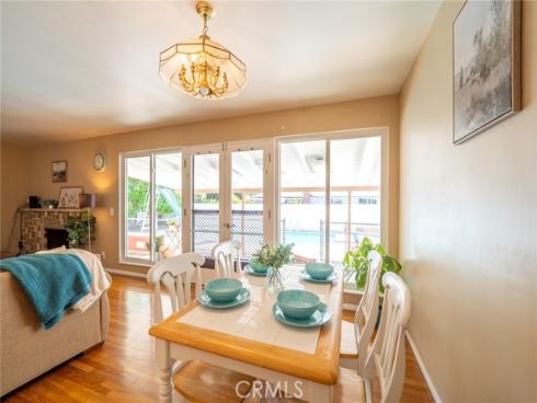 1534 W Edithia , Anaheim, CA