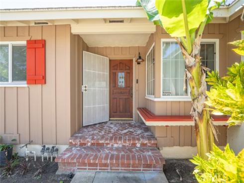 1534 W Edithia , Anaheim, CA