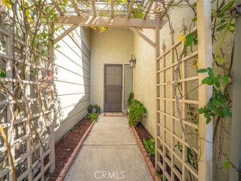 201 E Ponderosa , Anaheim, CA