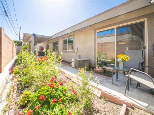 201 E Ponderosa , Anaheim, CA