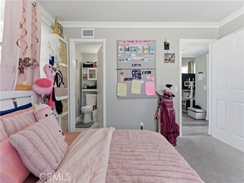 1214 N Holly , Anaheim, CA