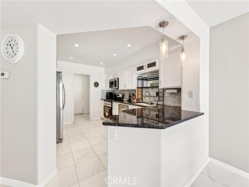 512 S Hollydale , Anaheim, CA