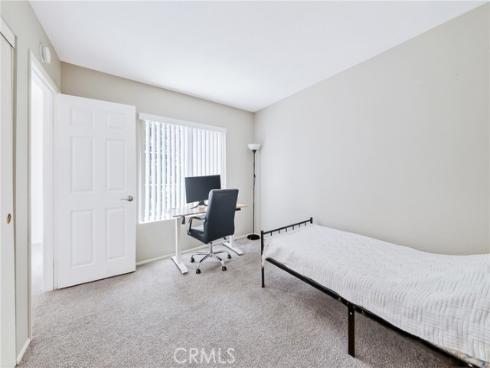 512 S Hollydale , Anaheim, CA