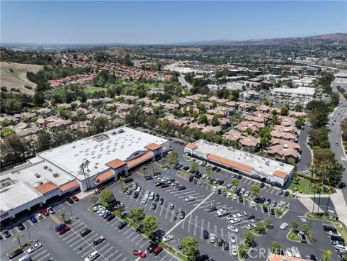 512 S Hollydale , Anaheim, CA