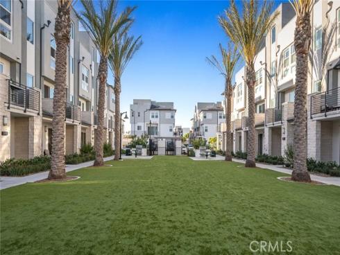 1531 W Cara Dr , Anaheim, CA