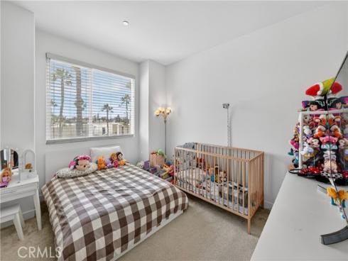 1892 S Westside 66 Drive, Anaheim, CA