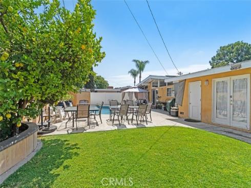 2113 W Niobe , Anaheim, CA