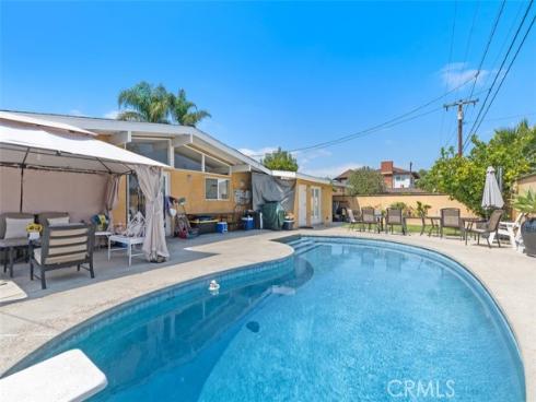 2113 W Niobe , Anaheim, CA