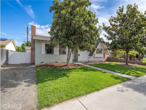 1331 E Banyan  , Anaheim, CA