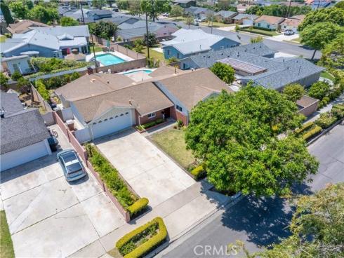 2056 W Random , Anaheim, CA