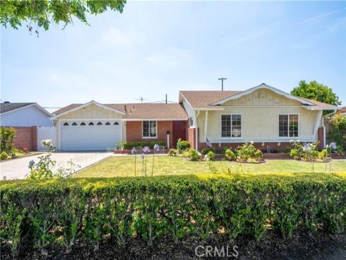 2056 W Random , Anaheim, CA