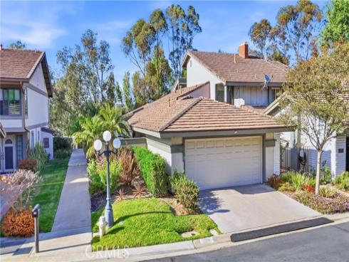 735 South Paseo Prado , Anaheim, CA
