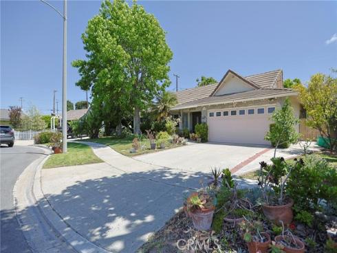 990 S Siet Place, Anaheim, CA