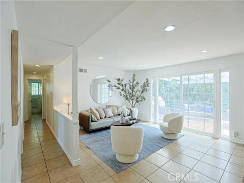 990 S Siet Place, Anaheim, CA