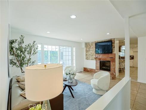 990 S Siet Place, Anaheim, CA