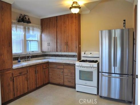 847 S Philadelphia , Anaheim, CA