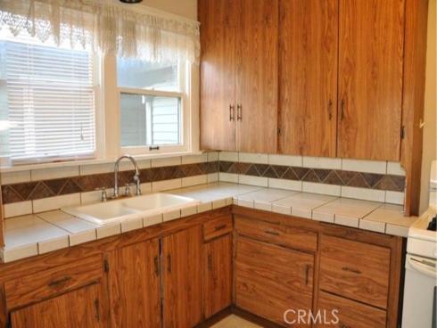 847 S Philadelphia , Anaheim, CA