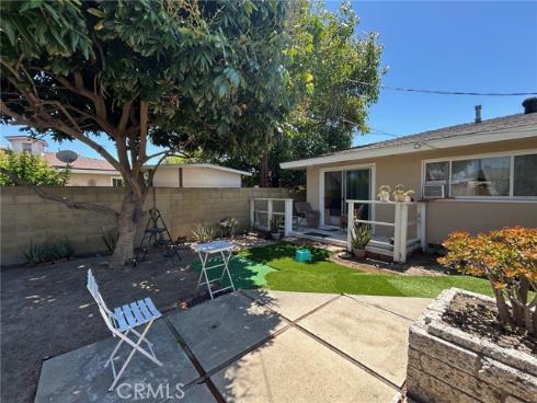 1439 W Kiama , Anaheim, CA