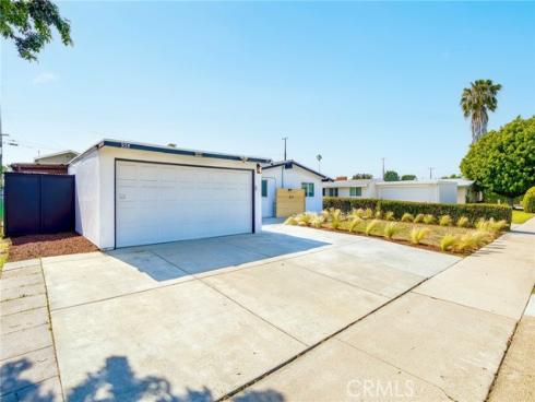 935 S Nutwood Street, Anaheim, CA