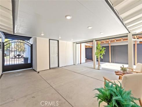 935 S Nutwood Street, Anaheim, CA