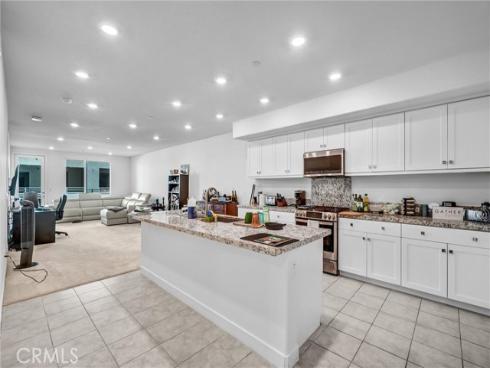 1897 S Union 139 Street, Anaheim, CA