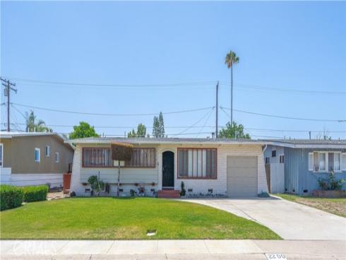 2200 E. Blanchard