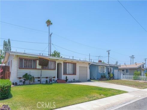 2200 E Blanchard , Anaheim, CA