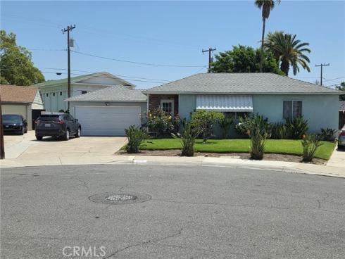 1276 E. Flower Street