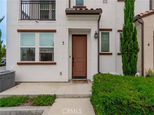271 N Magnolia  5  Avenue, Anaheim, CA