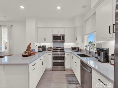 271 N Magnolia  5  Avenue, Anaheim, CA
