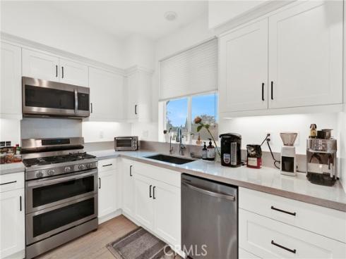 271 N Magnolia  5  Avenue, Anaheim, CA