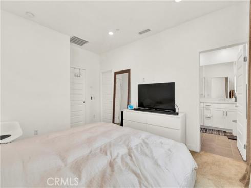 271 N Magnolia  5  Avenue, Anaheim, CA