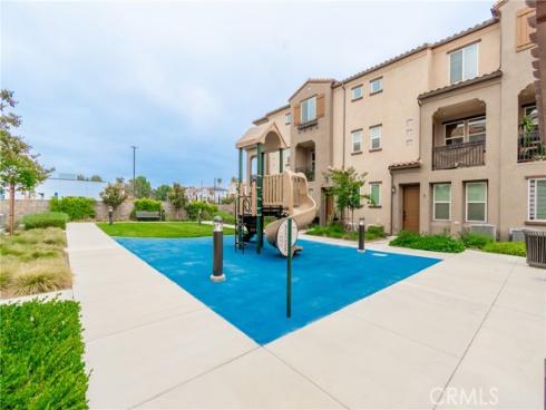 271 N Magnolia  5  Avenue, Anaheim, CA