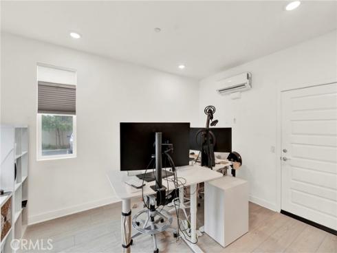 271 N Magnolia  5  Avenue, Anaheim, CA